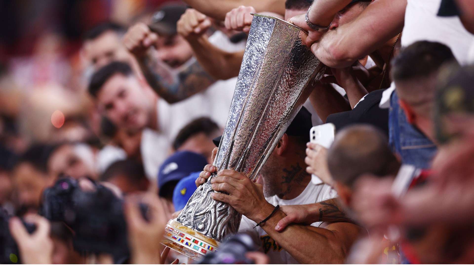 而老将则以 而老将则以